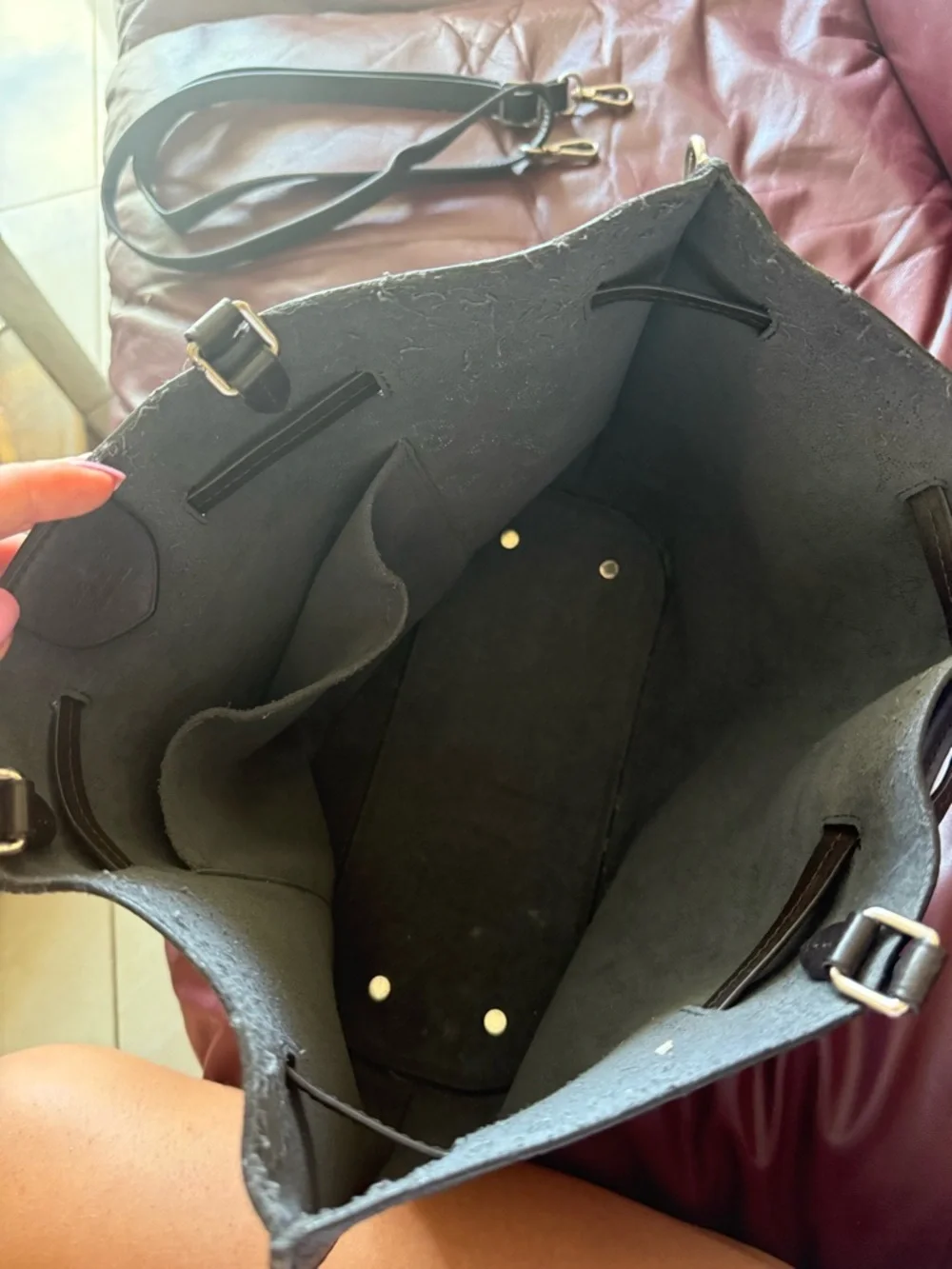 Louis Vuitton Bag Girolata Mahina Leather Black Shoulder Tote Authentic Handbag - Picture 9 of 15